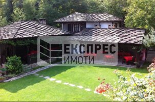 КЪЩА ЗА ГОСТИ ''ХАДЖИ ВЕЛИНОВ ХАН'' ,СЕЛО БОЖЕНЦИ, Хотел