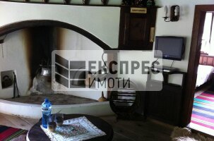 КЪЩА ЗА ГОСТИ ''ХАДЖИ ВЕЛИНОВ ХАН'' ,СЕЛО БОЖЕНЦИ, Хотел