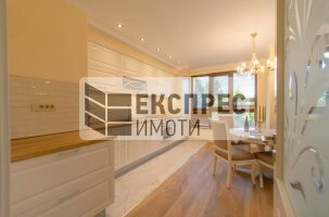 Нов, Луксозно, Обзаведен Тристаен апартамент, Окръжна болница