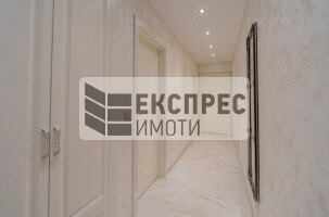 Нов, Луксозно, Обзаведен Тристаен апартамент, Окръжна болница