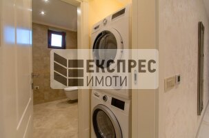 Нов, Луксозно, Обзаведен Тристаен апартамент, Окръжна болница