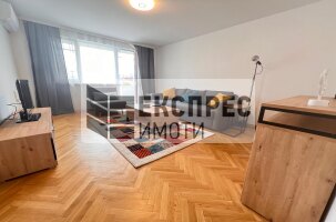 Обзаведен Тристаен апартамент, Окръжна болница