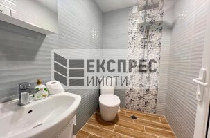  2 Schlafzimmer Wohnung, Regional hospital