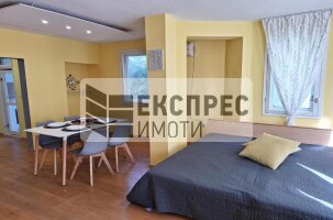 Обзаведен Тристаен апартамент, Окръжна болница