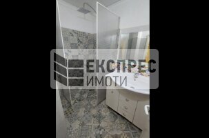 Обзаведен Тристаен апартамент, Окръжна болница