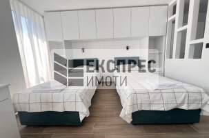 Oбзаведен, нов Едностаен апартамент, Център