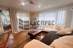 Обзаведен Тристаен апартамент, Окръжна болница