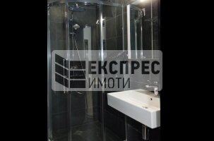 Обзаведен Тристаен апартамент, Център