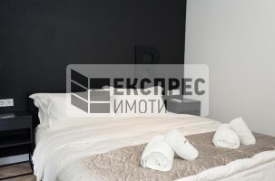  Тристаен апартамент, Център