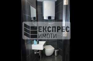  Тристаен апартамент, Център