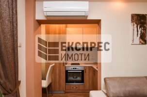 Neu, Möbliert 1 Schlafzimmer Wohnung, Regional hospital