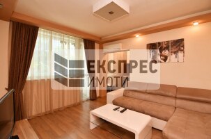 Neu, Möbliert 1 Schlafzimmer Wohnung, Regional hospital