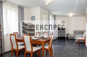 Обзаведен Тристаен апартамент, Окръжна болница