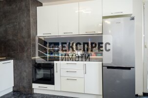 Обзаведен Тристаен апартамент, Окръжна болница