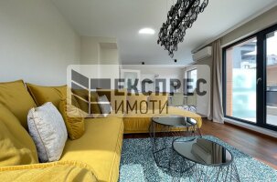 Обзаведен Двустаен апартамент, Център