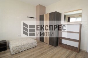 Furnished 2 bedroom apartment, Red Square