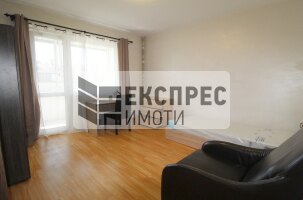Furnished 2 bedroom apartment, Red Square