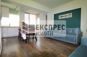 Обзаведен Четиристаен апартамент, Общината