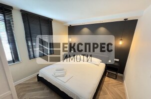 Обзаведен Тристаен апартамент, Център