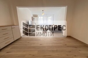 Neu, Möbliert 1 Schlafzimmer Wohnung, Center