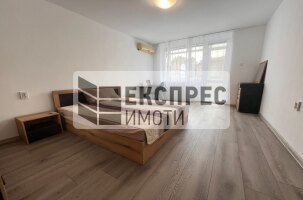 Neu, Möbliert 1 Schlafzimmer Wohnung, Center