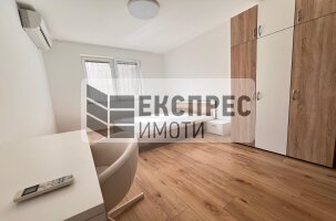 Нов, Обзаведен, Тристаен апартамент, Център