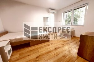 Нов, Обзаведен, Тристаен апартамент, Център