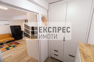 Обзаведен Двустаен апартамент, Център