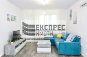 ОБЗАВЕДЕН Двустаен апартамент, Център