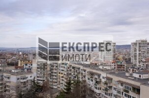 ОБЗАВЕДЕН Двустаен апартамент, Център