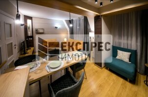 Нов, Обзаведен, Тристаен апартамент, Център