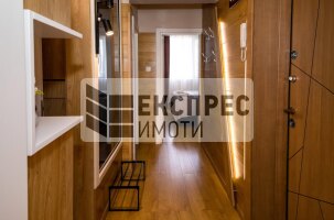 Нов, Обзаведен, Тристаен апартамент, Център