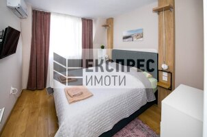 Нов, Обзаведен, Тристаен апартамент, Център