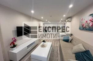 Нов, Обзаведен Двустаен апартамент, Център