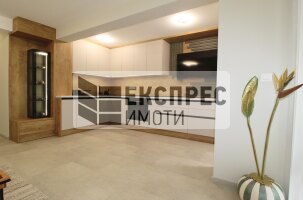 Нов, Луксозно, Обзаведен Двустаен апартамент, Окръжна болница