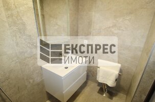 Нов, Луксозно, Обзаведен Двустаен апартамент, Окръжна болница