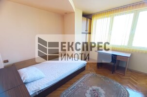 Обзаведен Четиристаен апартамент, Лятно кино Тракия