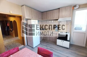 Обзаведен Четиристаен апартамент, Лятно кино Тракия