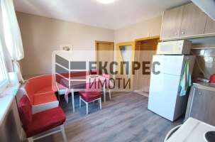 Обзаведен Четиристаен апартамент, Лятно кино Тракия