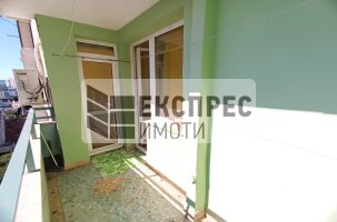 Обзаведен Четиристаен апартамент, Лятно кино Тракия