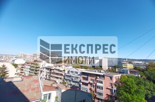 Обзаведен Четиристаен апартамент, Лятно кино Тракия