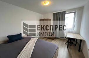 Обзаведен Тристаен апартамент, Окръжна болница