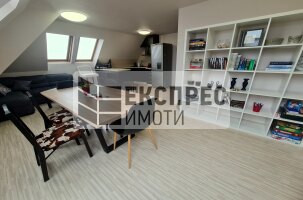 Обзаведен Тристаен апартамент, Център