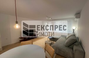 Neu, Möbliert 1 Schlafzimmer Wohnung, Center