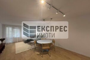 Neu, Möbliert 1 Schlafzimmer Wohnung, Center