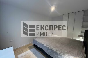 Neu, Möbliert 1 Schlafzimmer Wohnung, Center