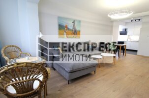 Луксозно, Обзаведен Тристаен апартамент, Окръжна болница