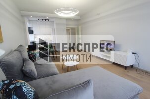 Луксозно, Обзаведен Тристаен апартамент, Окръжна болница