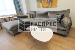 Луксозно, Обзаведен Тристаен апартамент, Окръжна болница