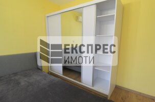 Луксозно, Обзаведен Тристаен апартамент, Окръжна болница